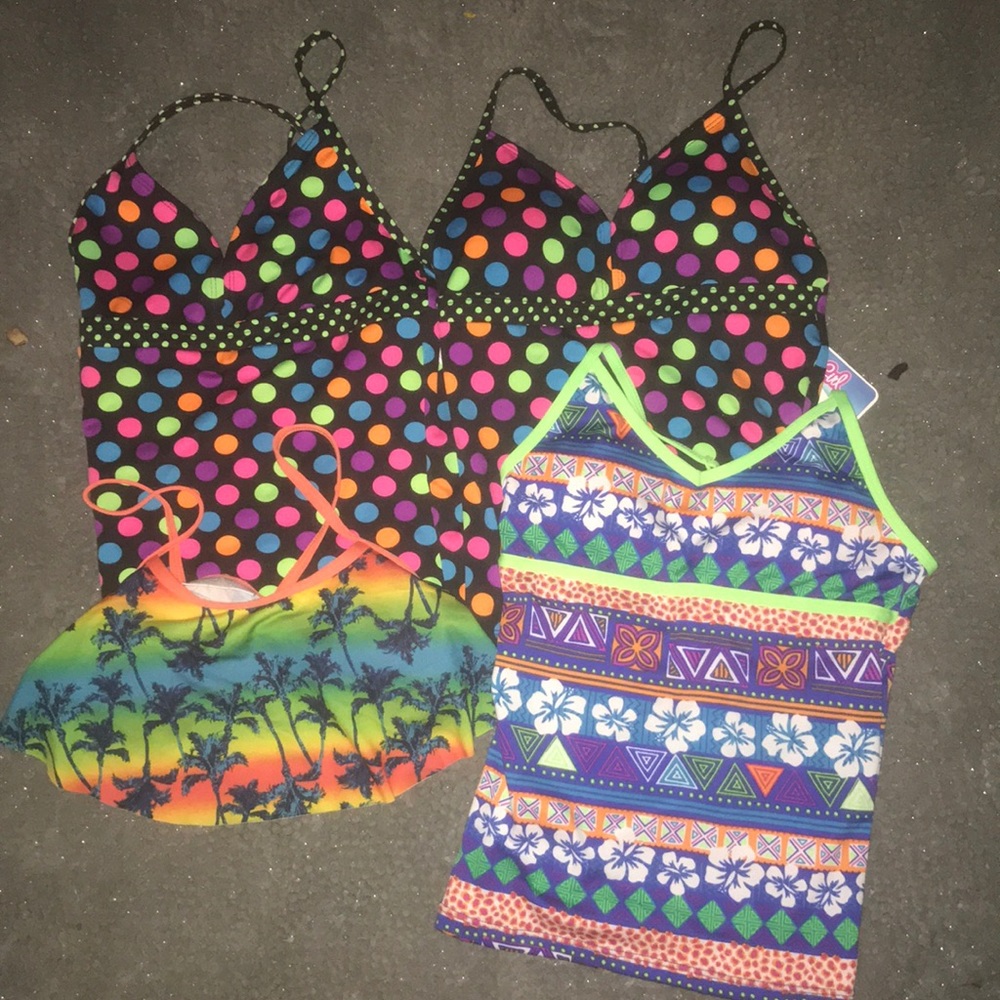 4 girls swim suit top